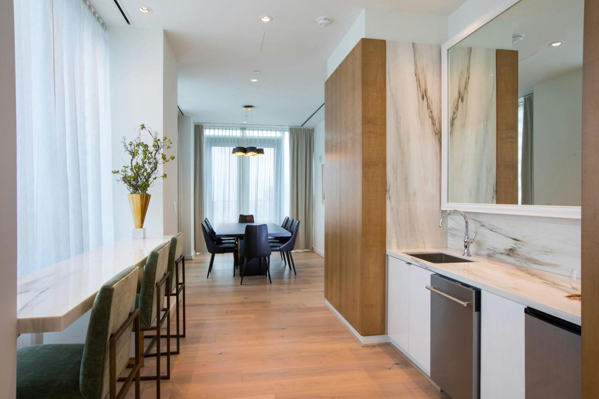 The Laura Hotel, Downtown, Autograph Collection Hotel 5*